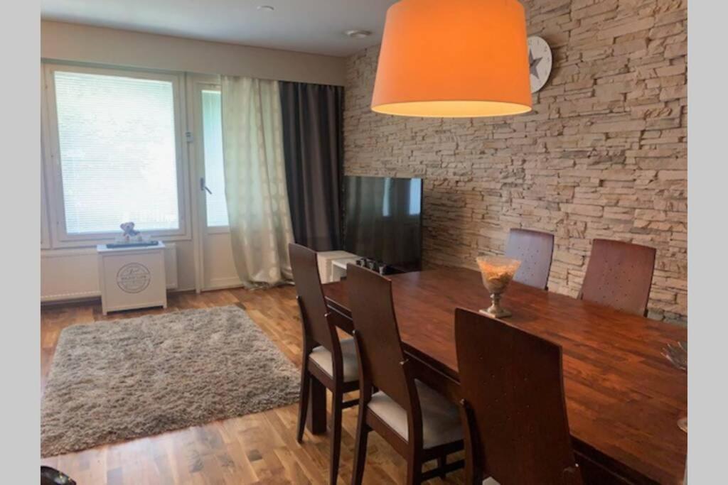 Апартаменты Luxus House With Sauna Nearby Airport Вантаа Экстерьер фото