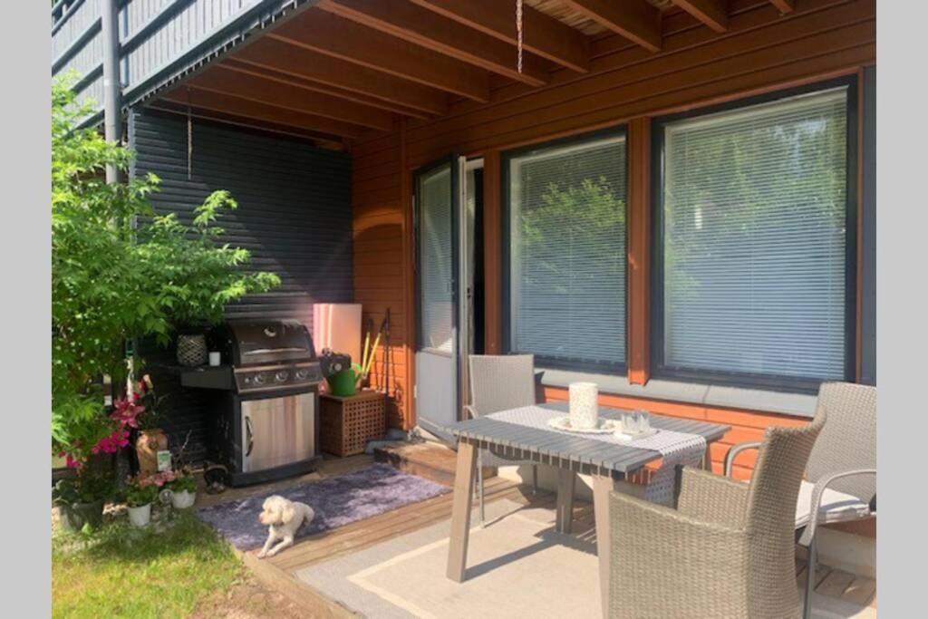 Апартаменты Luxus House With Sauna Nearby Airport Вантаа Экстерьер фото