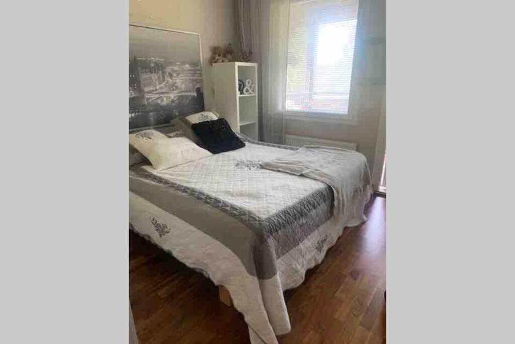 Апартаменты Luxus House With Sauna Nearby Airport Вантаа Экстерьер фото